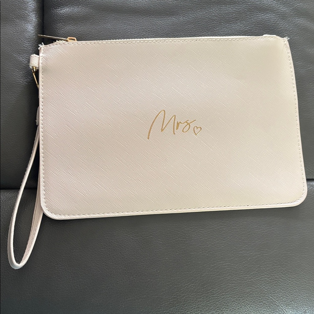 Elegant Cream Clutch with Gold 'Mrs' Inscription